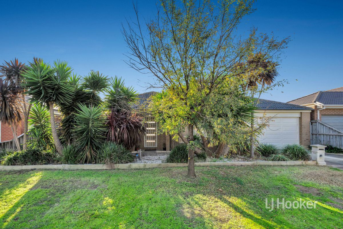 4 bedrooms House in 17 East Cornhill Drive POINT COOK VIC, 3030