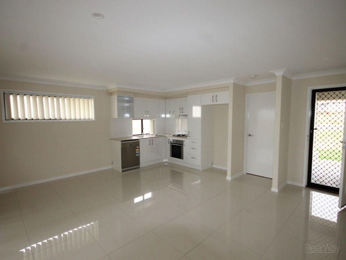 2/8 Kensei Street, Wyreema QLD 4352 Apartment For Rent Domain