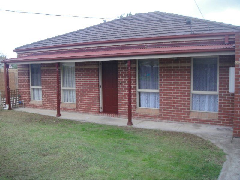 2 bedrooms Apartment / Unit / Flat in 1 Yewers Street SUNSHINE VIC, 3020