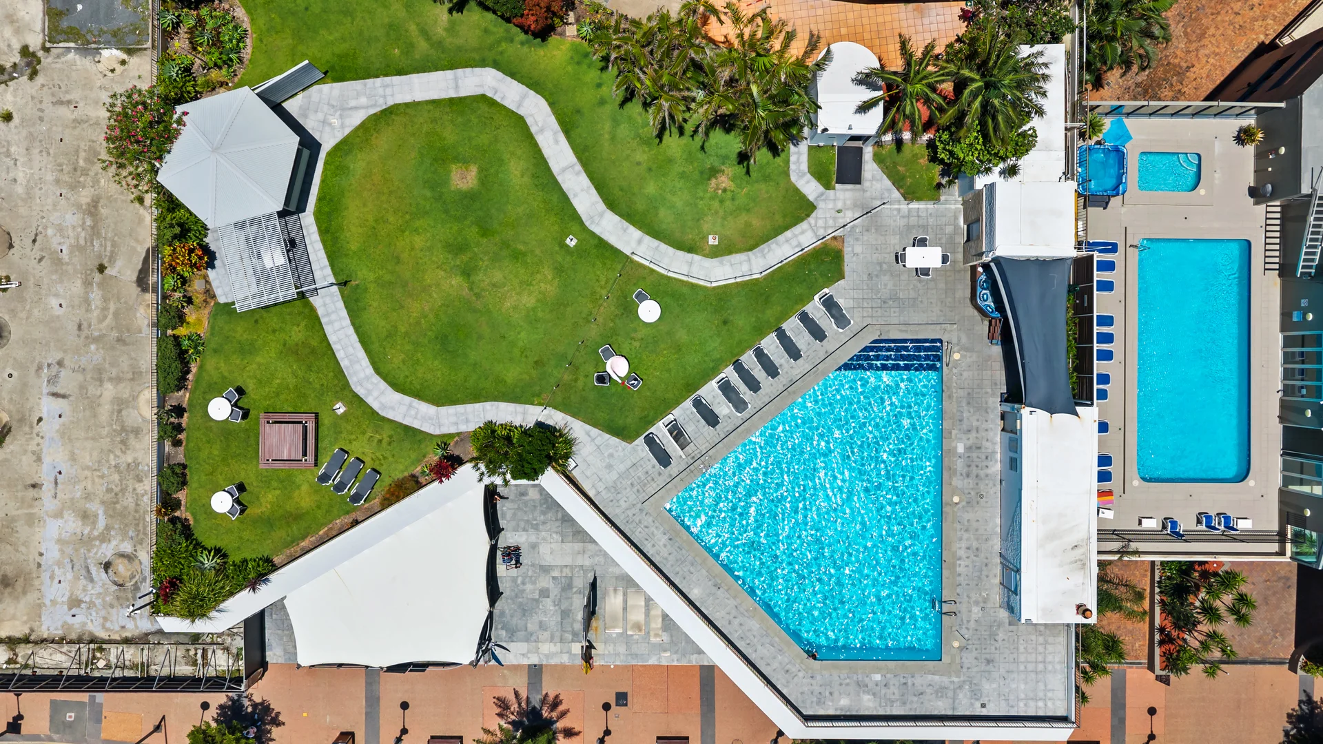 Additional image 19 of 305/9 Trickett Street, Surfers Paradise QLD 4217