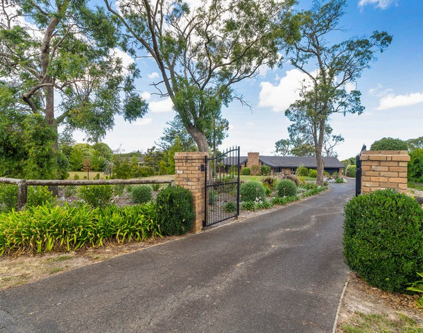 104 Allison Road, Mount Eliza VIC 3930