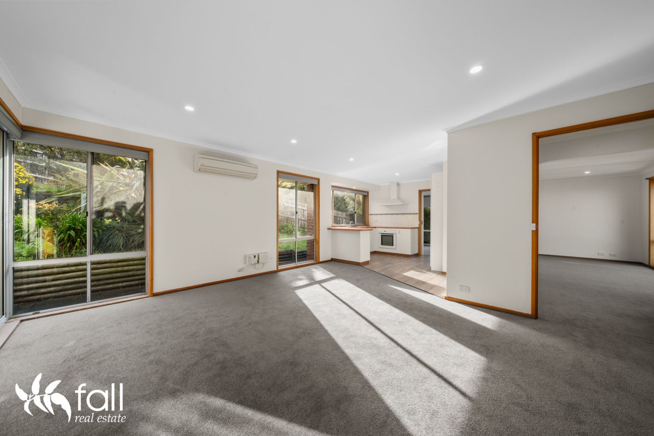 34 Woodlands Drive, Blackmans Bay TAS 7052, Image 2