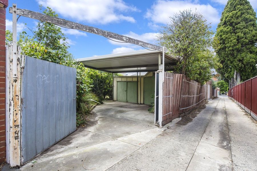 241 Buckley Street, Aberfeldie VIC 3040, Image 2