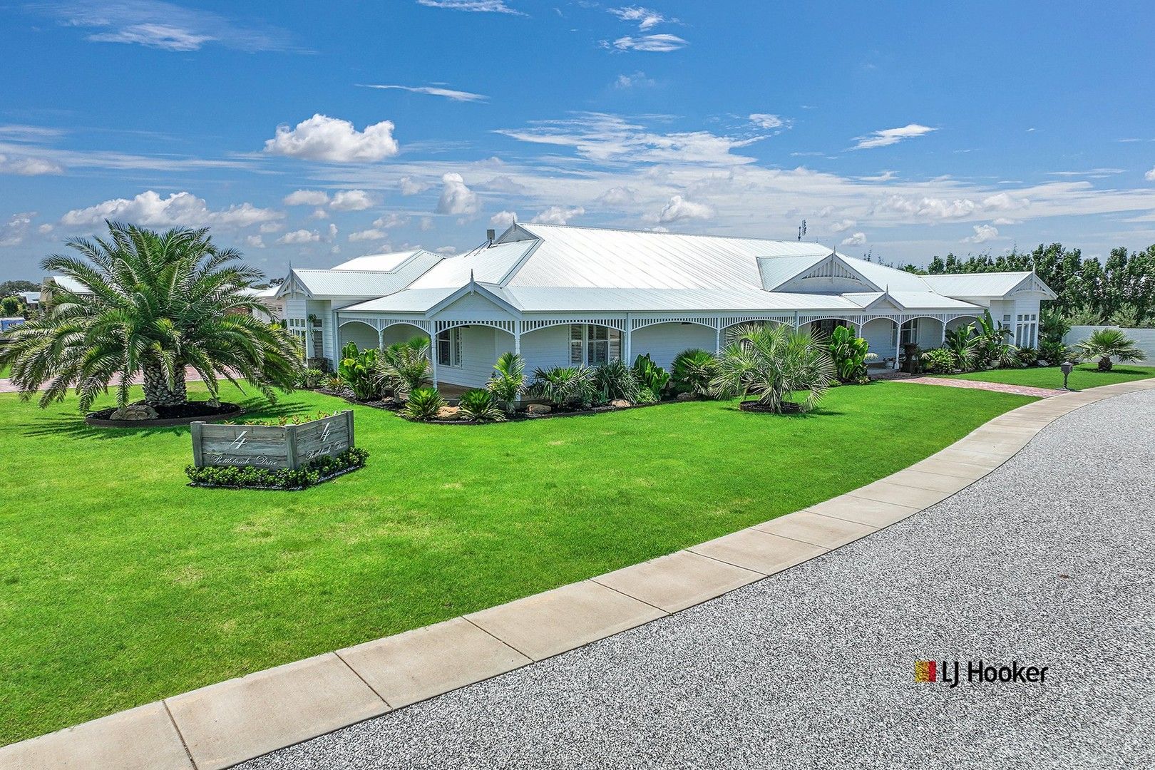 4 bedrooms House in 4 Bottlebrush Drive MOAMA NSW, 2731