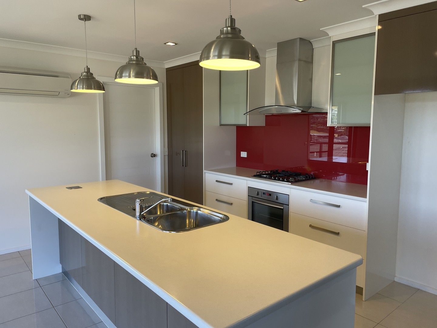 3 bedrooms House in 1/9 Platinum Dr PARK GROVE TAS, 7320