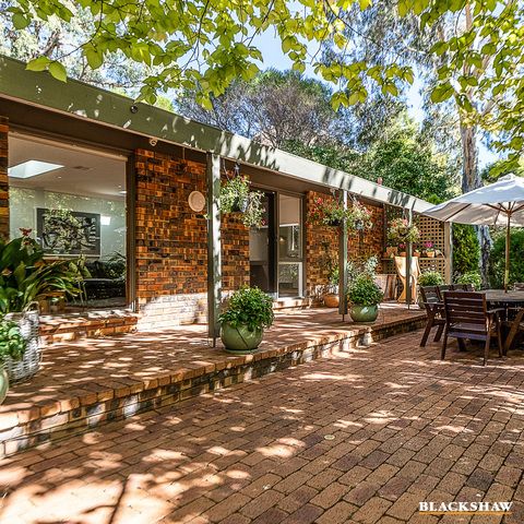 95 Learmonth Drive, Kambah ACT 2902, Image 2