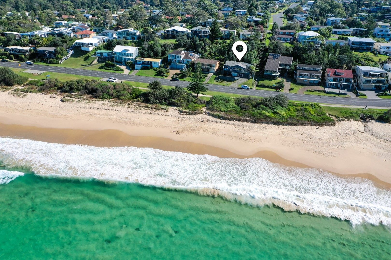 4 bedrooms House in 49 Mitchell Parade MOLLYMOOK BEACH NSW, 2539