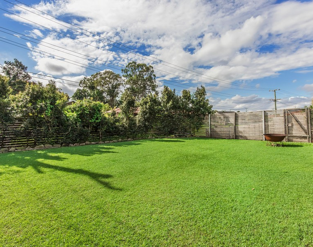 33 Shields Street, Mount Warren Park QLD 4207