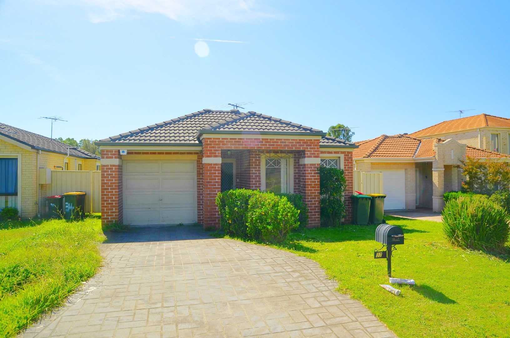 32 AGER COTTAGE CRESCENT, Blair Athol NSW 2560, Image 0