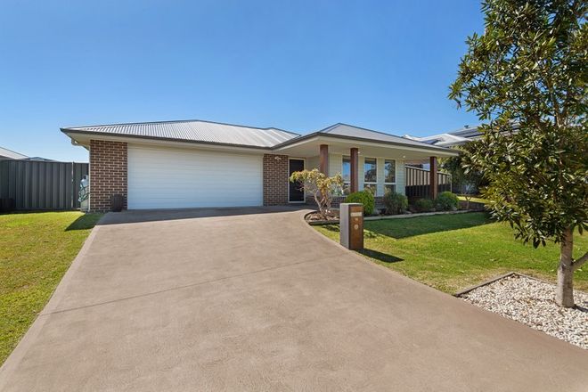 Picture of 11 Spinnaker Street, VINCENTIA NSW 2540