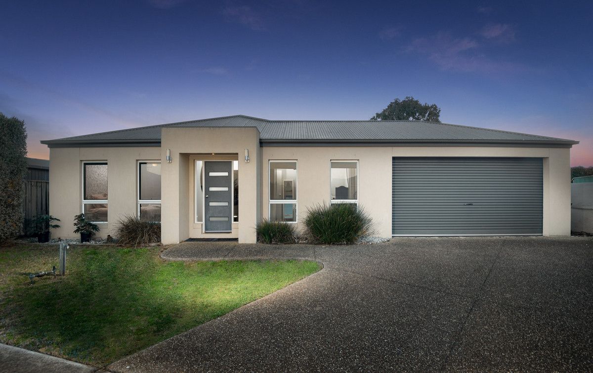 8 Fenwick Fairway, Bannockburn VIC 3331, Image 0