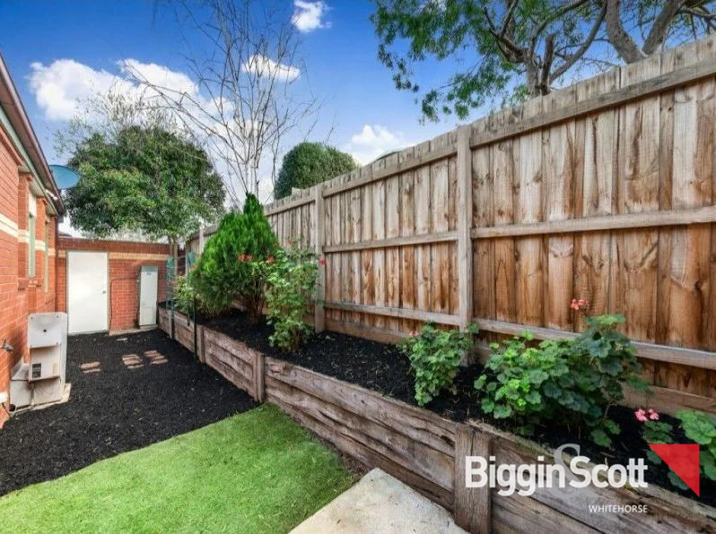 Additional image 6 of 6/111 Martins Lane, Viewbank VIC 3084