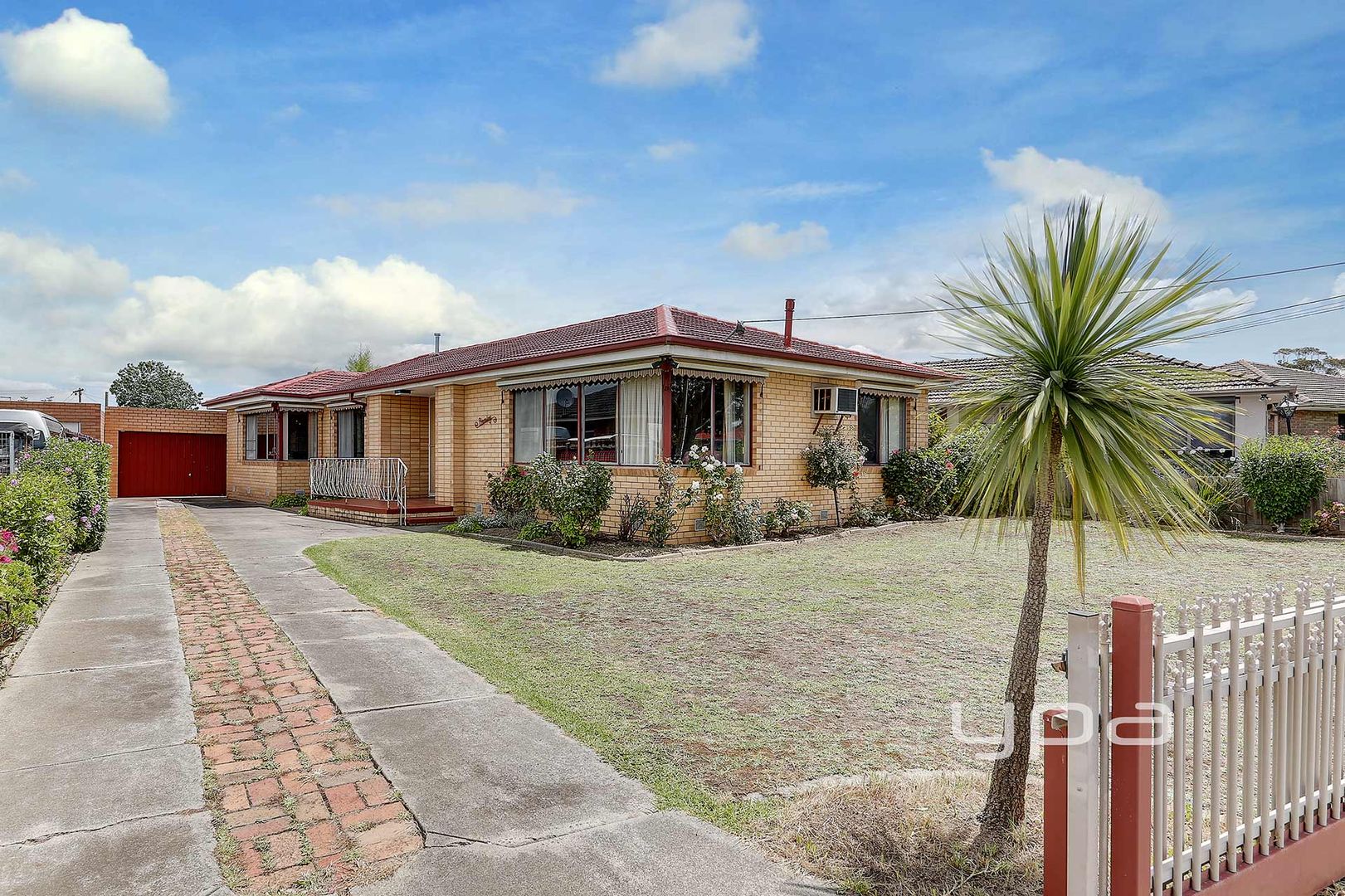 50 South Circular Road, Gladstone Park VIC 3043, Image 2