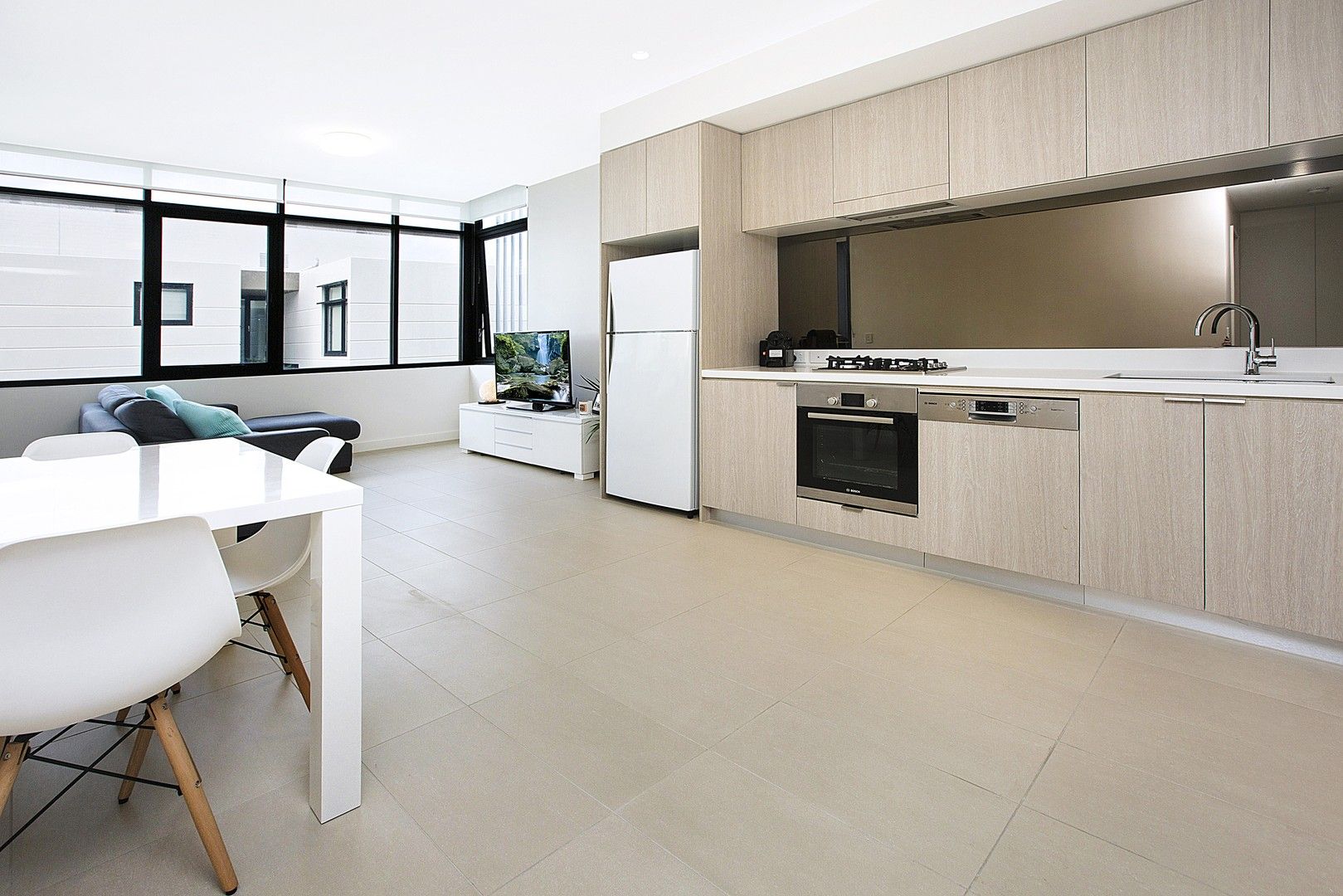 1 bedrooms Apartment / Unit / Flat in 601/1 Dune Walk WOOLOOWARE NSW, 2230