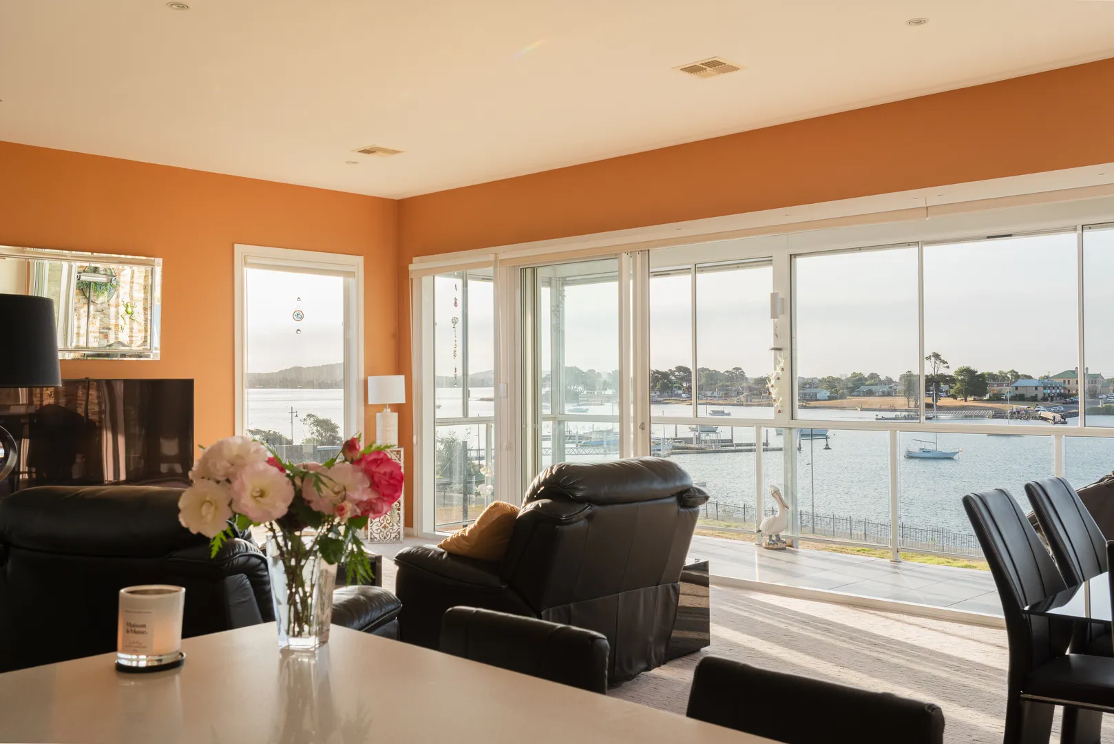 York Cove Apartment with Stunning River Views - Vista 3