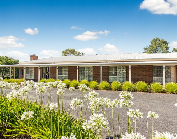 2 Hargreaves Road, Emu Creek VIC 3551