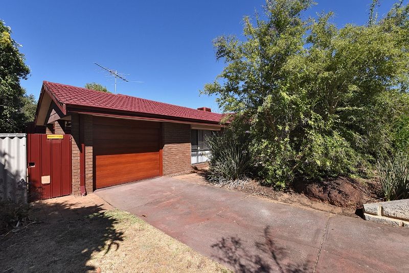 16 Hawker Avenue, Warwick WA 6024, Image 2