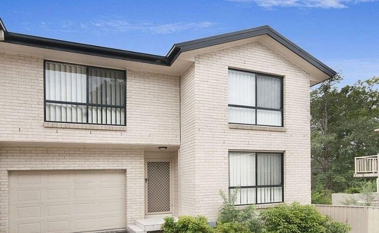 3 bedrooms Apartment / Unit / Flat in 5/207 Gertrude Street NORTH GOSFORD NSW, 2250