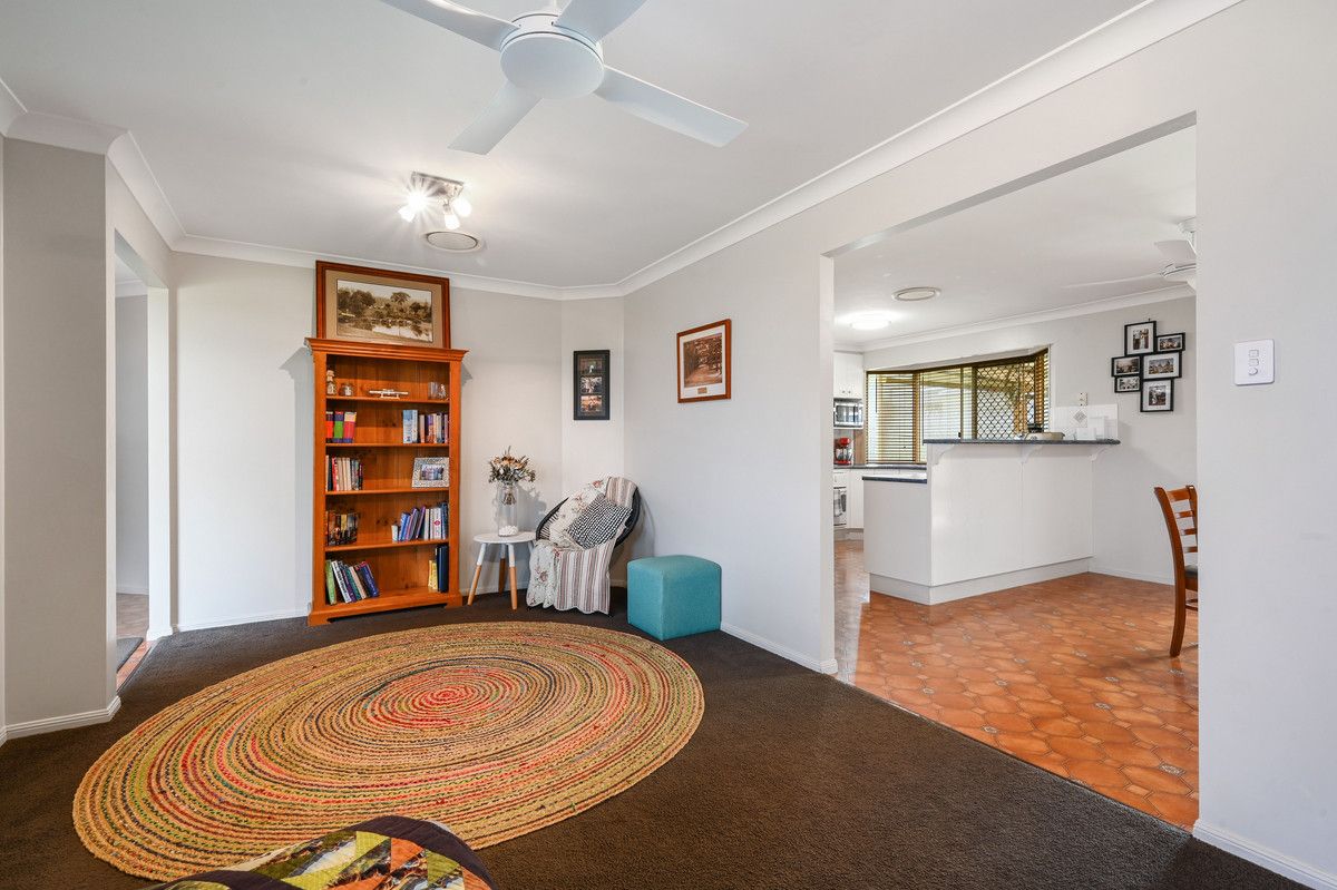 22 Elizabeth Kenny Court, Harristown QLD 4350, Image 2