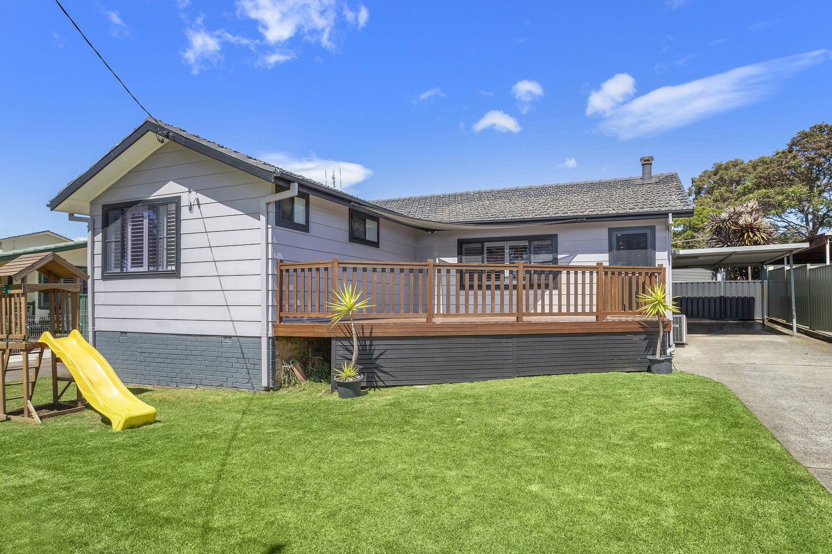 4 bedrooms House in 24 Kyeema Avenue KOONAWARRA NSW, 2530