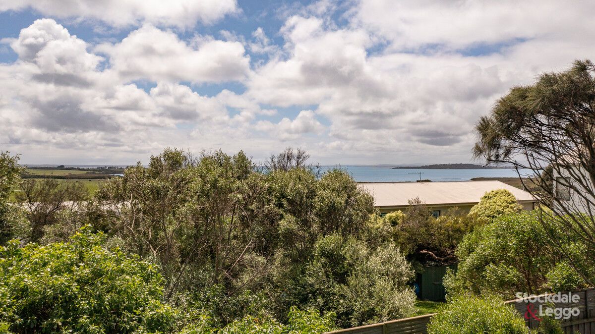 8 Dunvegan Crescent, Surf Beach VIC 3922, Image 0