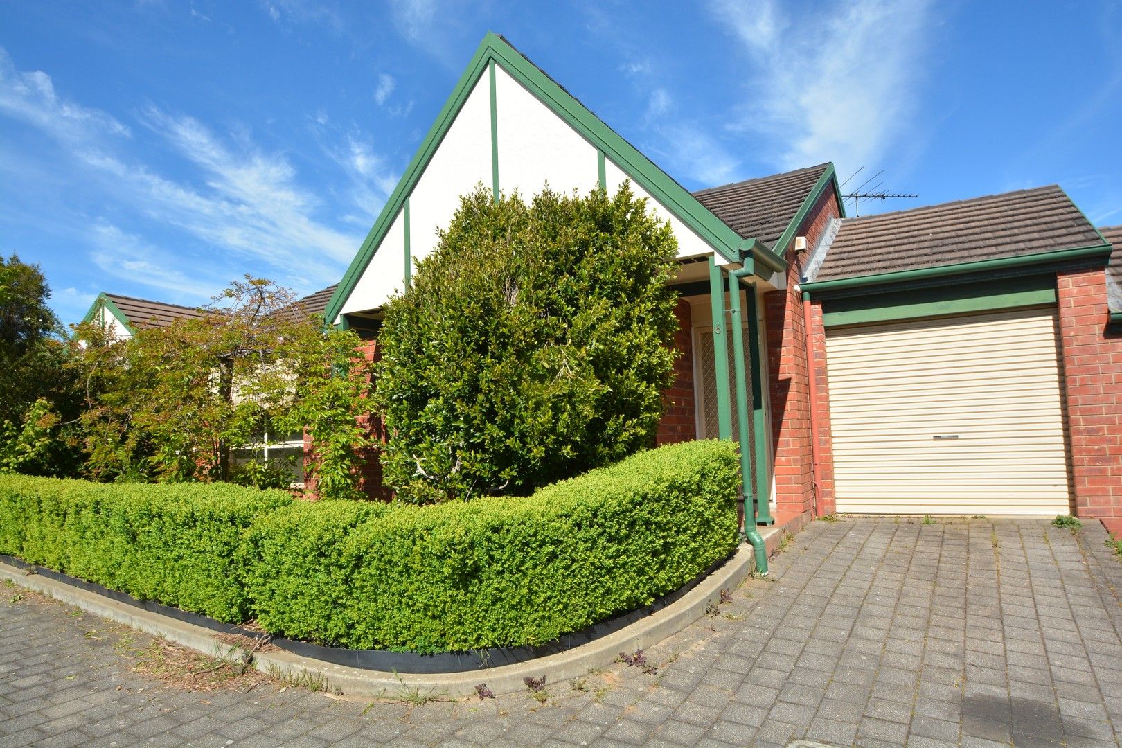 2 bedrooms Apartment / Unit / Flat in 6/4 Walsh Court MOUNT BARKER SA, 5251