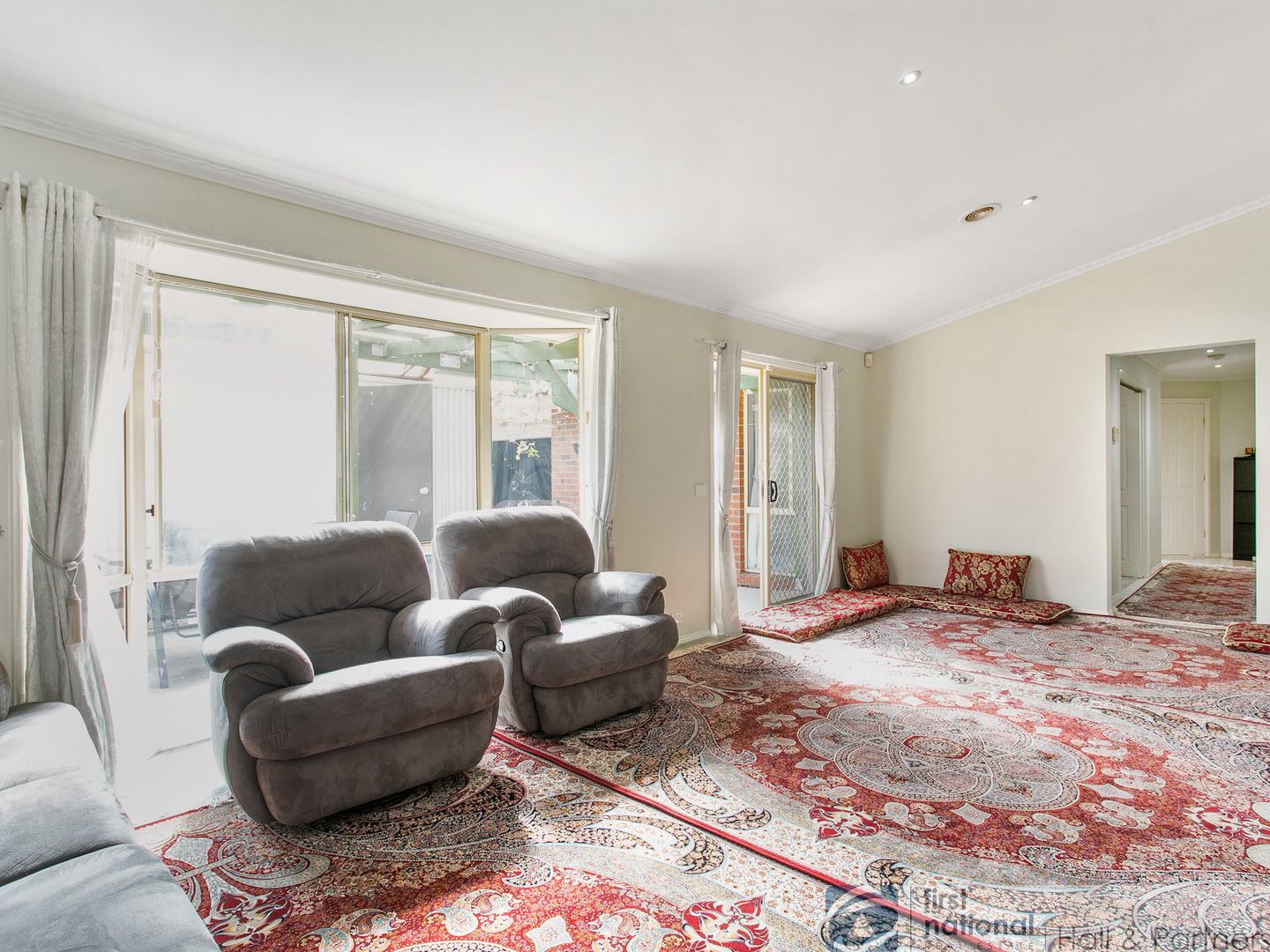 13 Farskiene Place, Hampton Park VIC 3976, Image 1