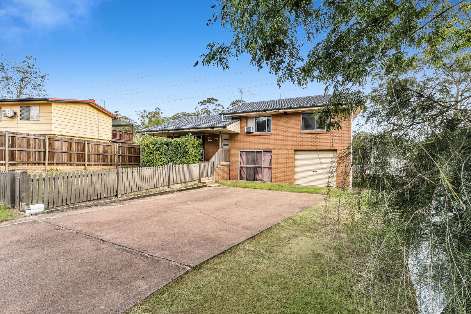 21 Dorsey Crescent, Bundamba QLD 4304, Image 2