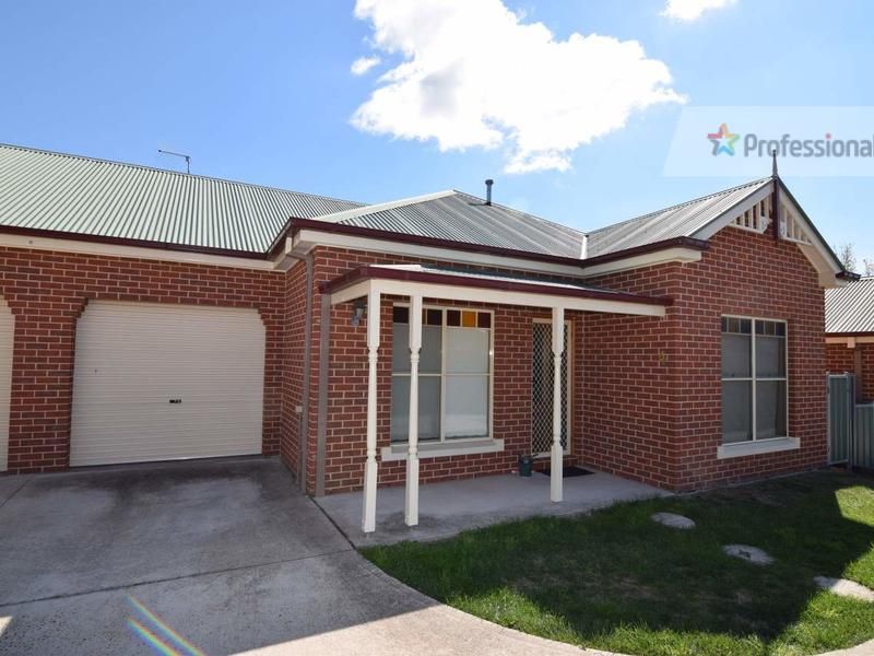 4/151 Lambert Street, Bathurst NSW 2795