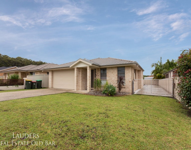 13 Flagtail Avenue, Old Bar NSW 2430