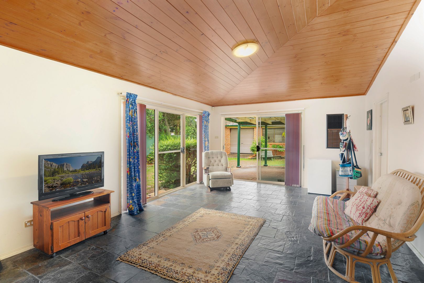 42 South Street, Umina Beach NSW 2257, Image 2