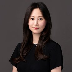Teresa Huang, Property manager