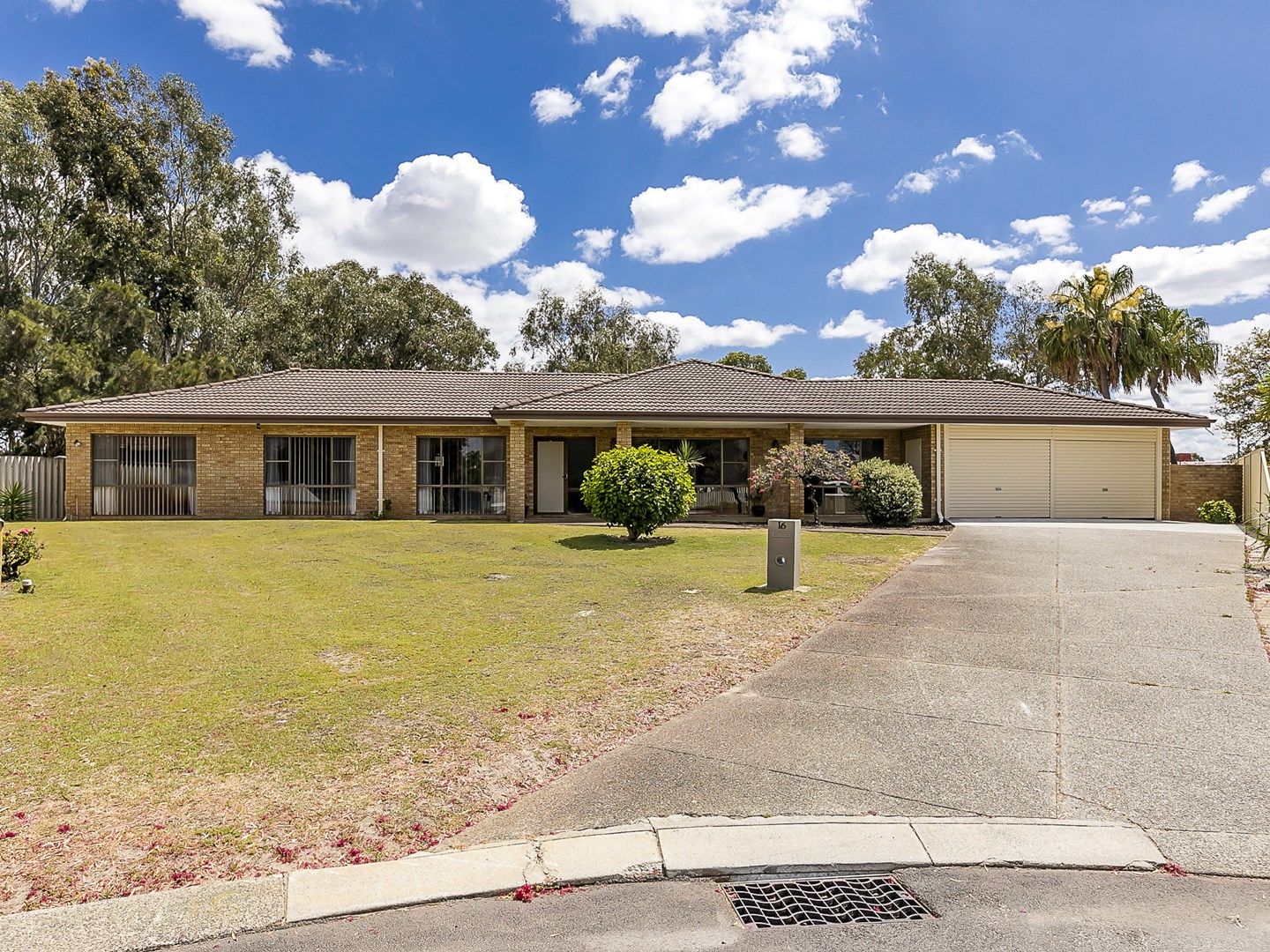 16 COULSEN CLOSE, Noranda WA 6062, Image 0