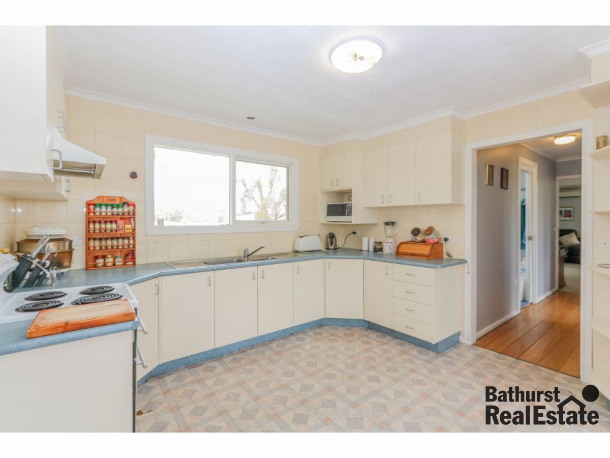 75 Vittoria Road, Vittoria NSW 2799, Image 2