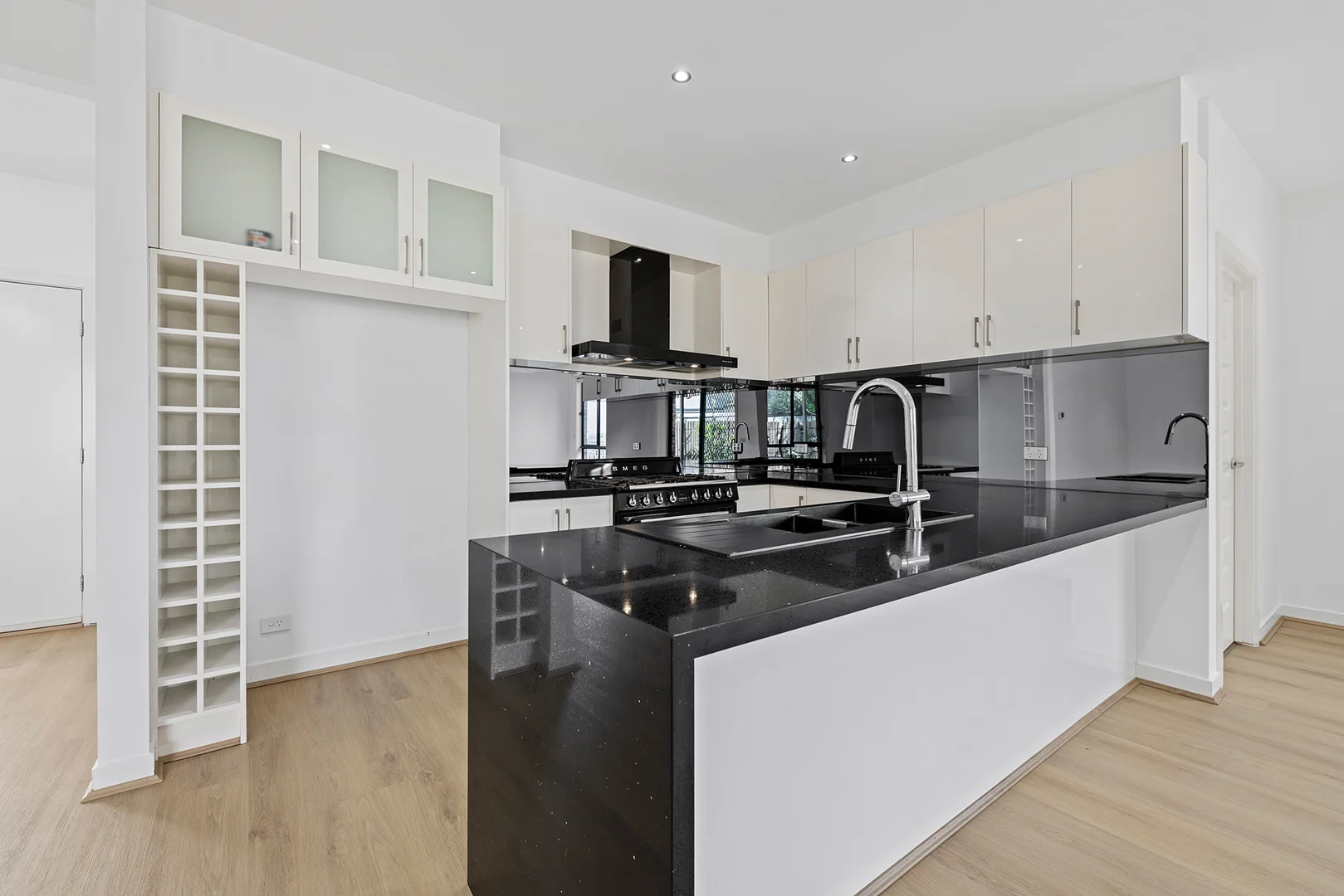 Additional image 3 of 2/12 Moore Avenue, Croydon VIC 3136