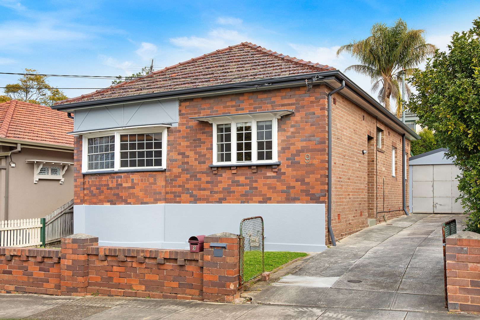 9 Dalmeny Avenue, Russell Lea Property History & Address Research