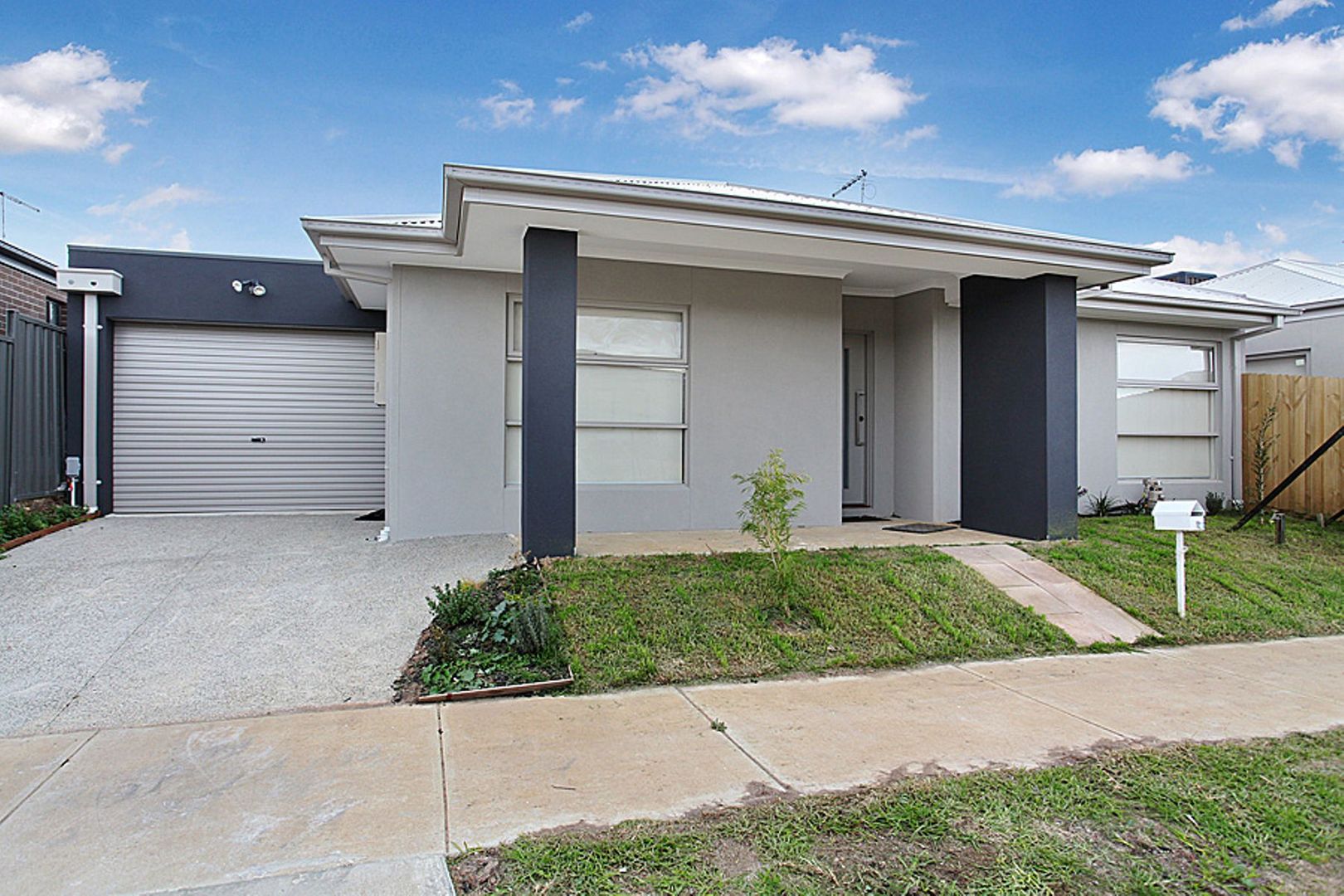 2/10 Pillar Road, Wyndham Vale VIC 3024, Image 1