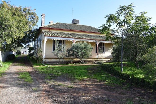 Picture of 48 Mildura Way, CHARLTON VIC 3525