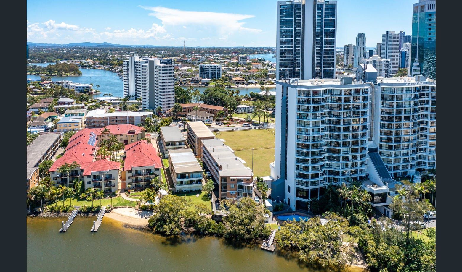 2 bedrooms Apartment / Unit / Flat in  SURFERS PARADISE QLD, 4217