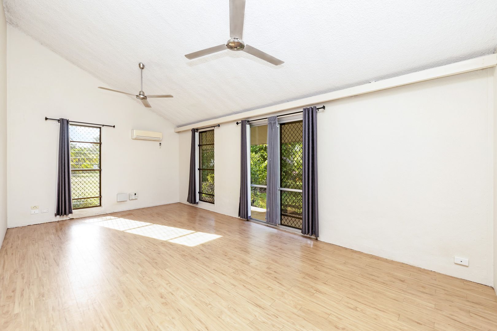 4 Plover Street, Wulagi NT 0812, Image 2