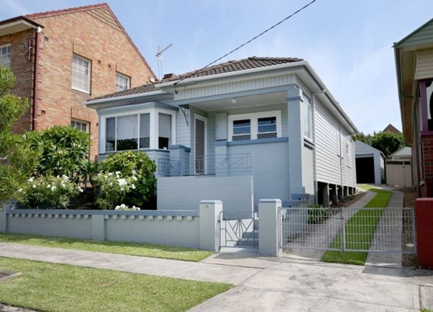 26 Tighes Terrace, Tighes Hill NSW 2297