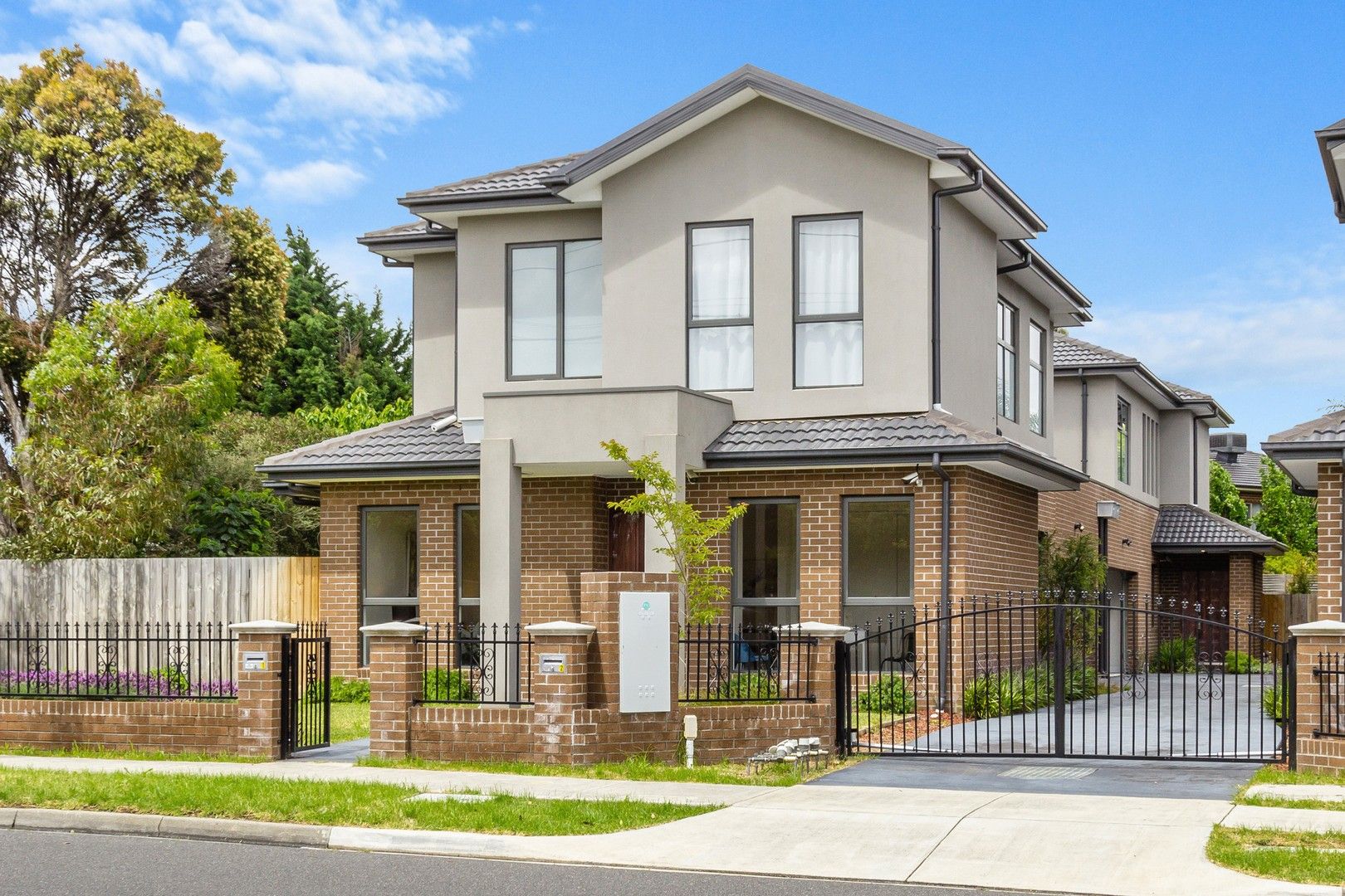 1/594596 Highbury Road, Glen Waverley VIC 3150 Domain