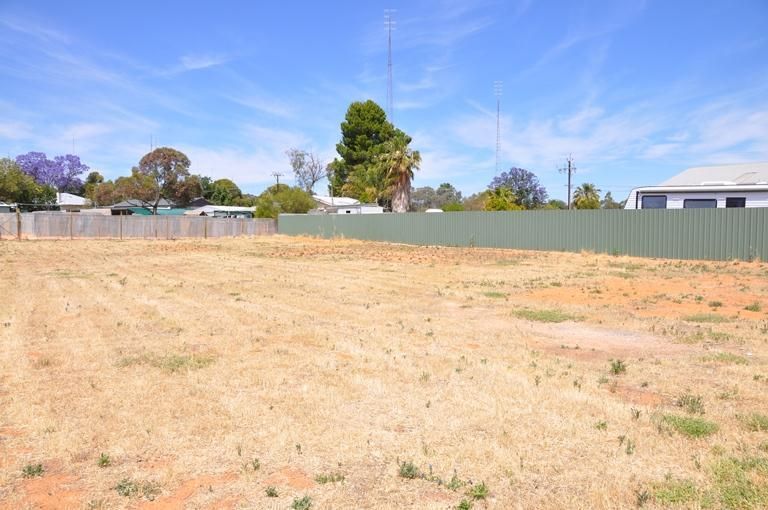 Lot 165 Peake Terrace, Waikerie SA 5330, Image 2