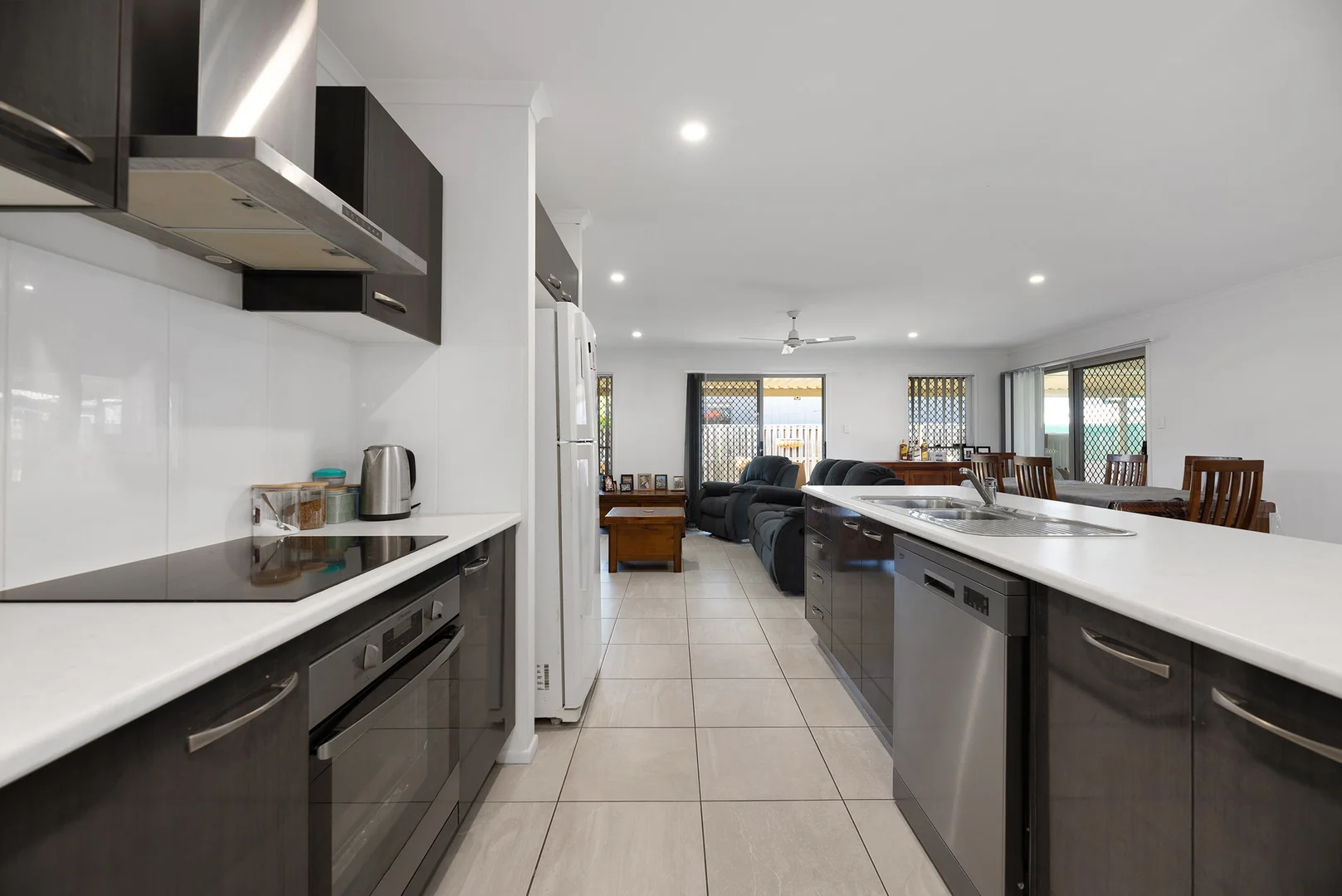 Additional image 3 of 20 Lakeside Crescent, Ningi QLD 4511