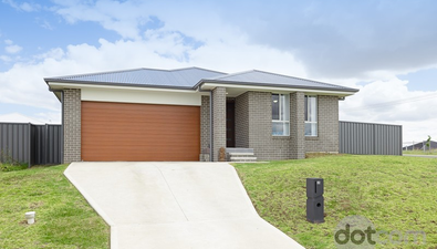 Picture of 25 Royston Circuit, FARLEY NSW 2320