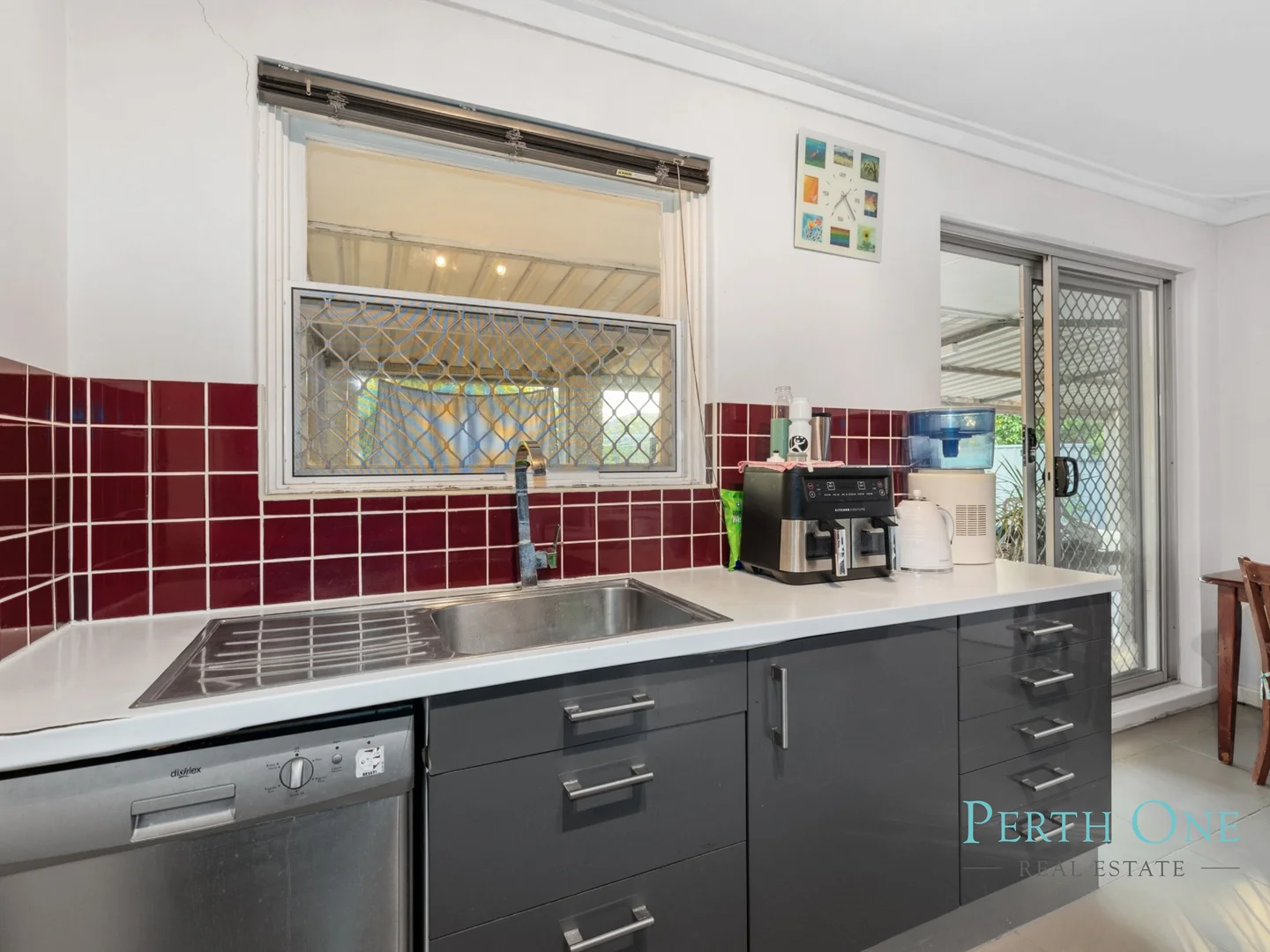 Additional image 3 of 194 Fisher Street, Cloverdale WA 6105