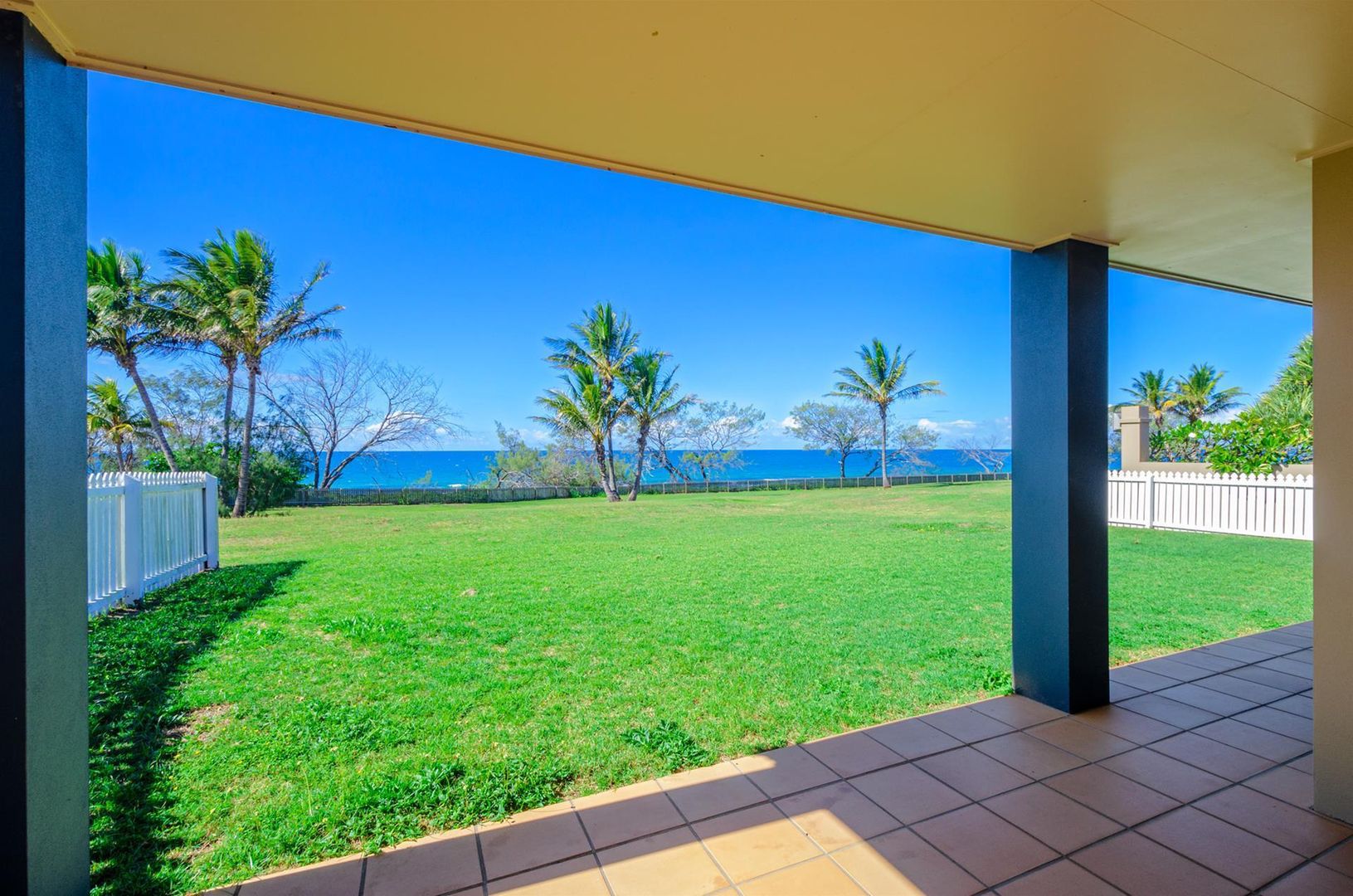 4 Chantelle Circuit, Coral Cove QLD 4670, Image 1