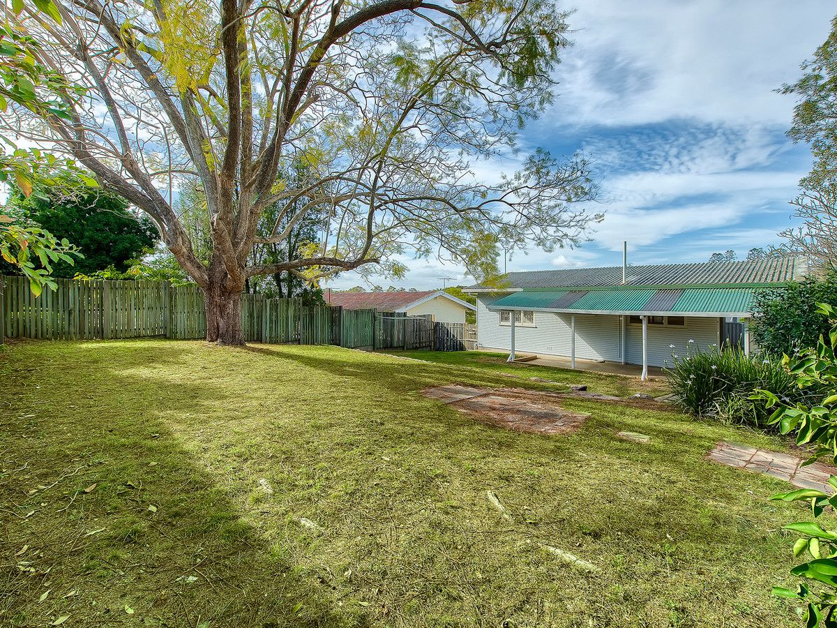 17 Quill Street, Stafford Heights QLD 4053, Image 2