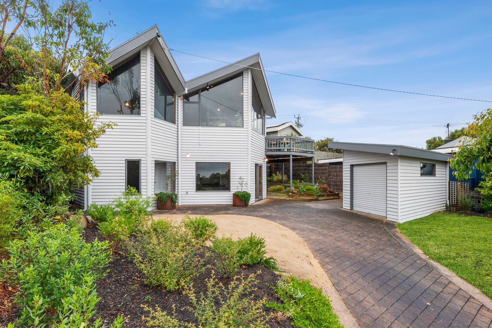 3 bedrooms House in 33 Kalbaru Drive FAIRHAVEN VIC, 3231