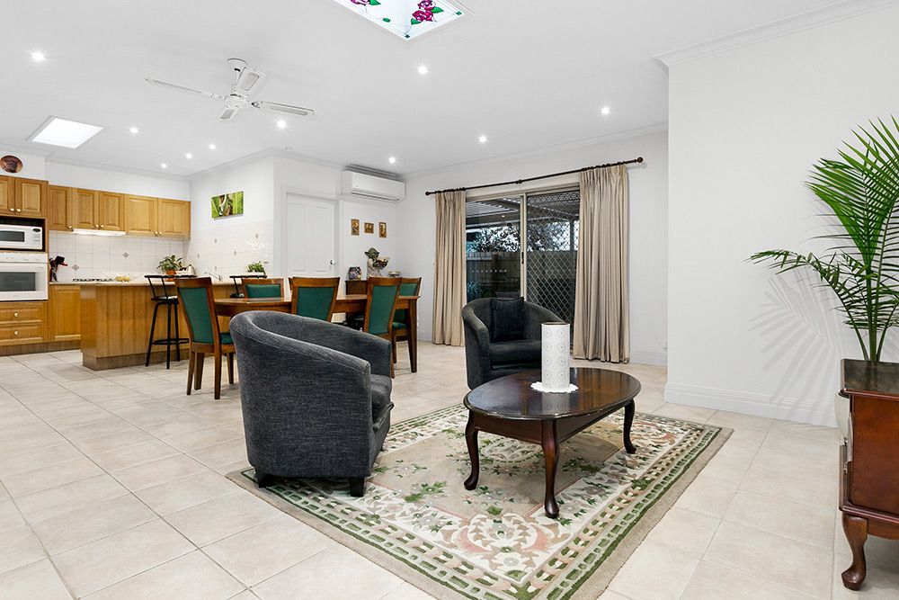 1/11 Springfield Street, Briar Hill VIC 3088, Image 1